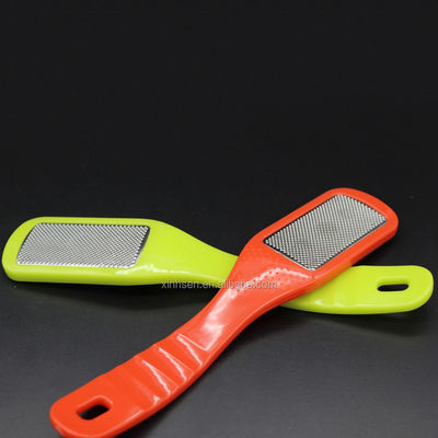 Ein guter Preis. Metall-Etsch-Fuss-File Rasp-Kallus-Entferner mit Griff für tote Haut Online