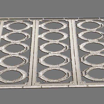 Ein guter Preis. Präzisions-Rolle-zu-Rolle-Metallätzservices für Großaufträge Online