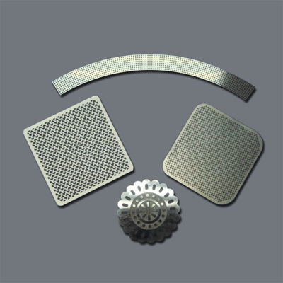 Ein guter Preis. OEM-ODM-Präzisions-Burr-freies Nickel-Chemie-Etsch-Service für 0,02 mm-2,0 mm Metallteile Online