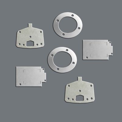Ein guter Preis. Chemische Ätzung von Metall-Shims mit ±0,01 mm Toleranz und gratfreien Kanten Online