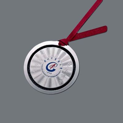 Ein guter Preis. Professionelle chemische Radierung von benutzerdefinierten Metallnamenplatten Online